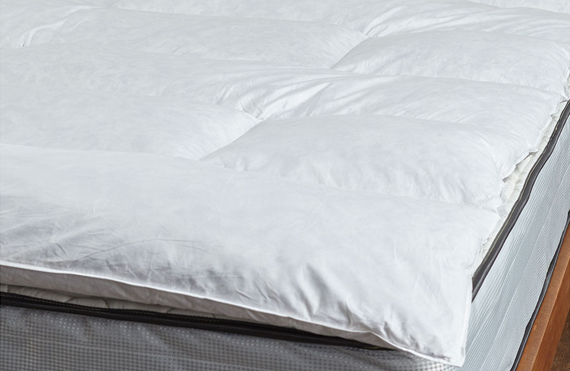Signature Pillow Shams - Buy Luxury Hotel Linens, Pillows, Mattress  Toppers, and More Bedding Essentials from Shop Marriott